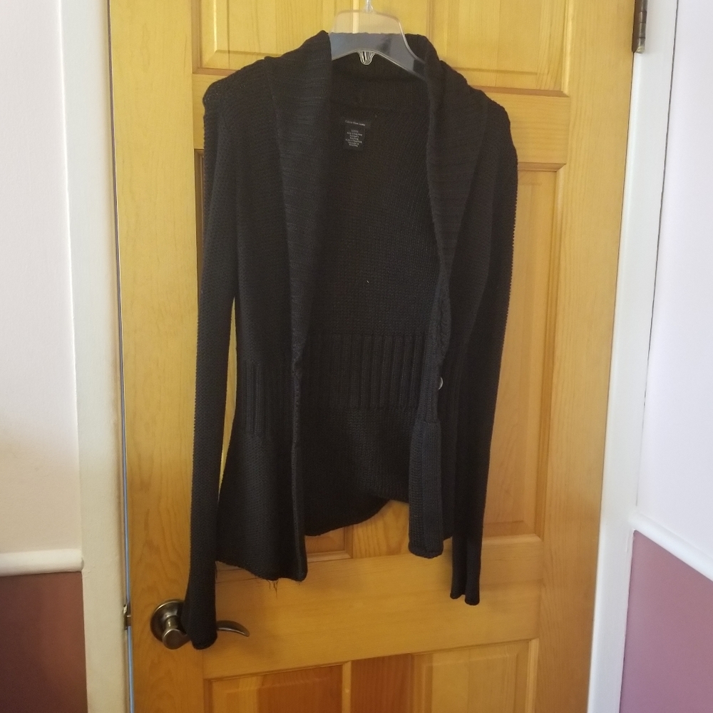 Cardigan sweater